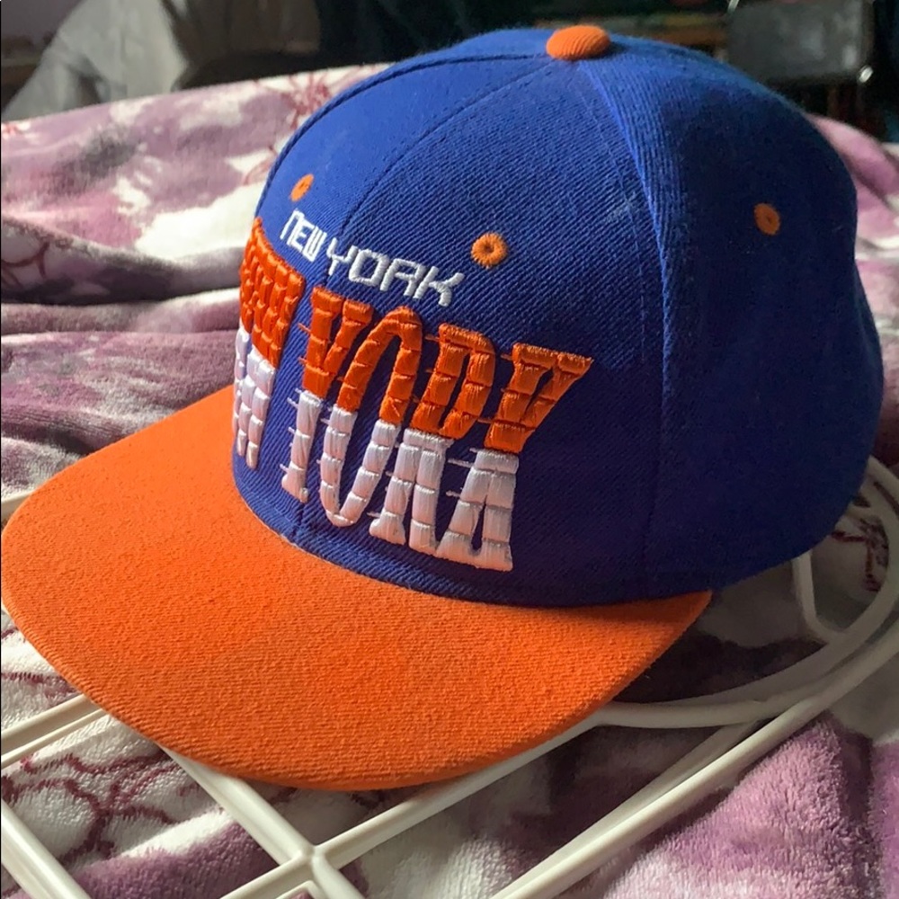 “New York” hat